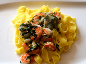.. pappardelle mit garnelen & brlauch