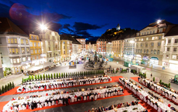 .. lange tafel in graz