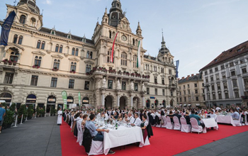 .. lange tafel in graz
