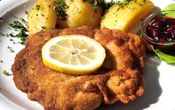 .. wiener schnitzel vom gentechnikfreien schwein