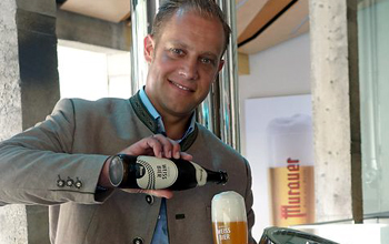 .. michael gpfart mit dem gekrnten murauer weibier